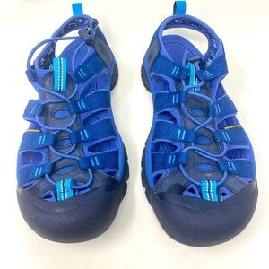 Keen Size 8.5 Women’s Water Hiking Shoe